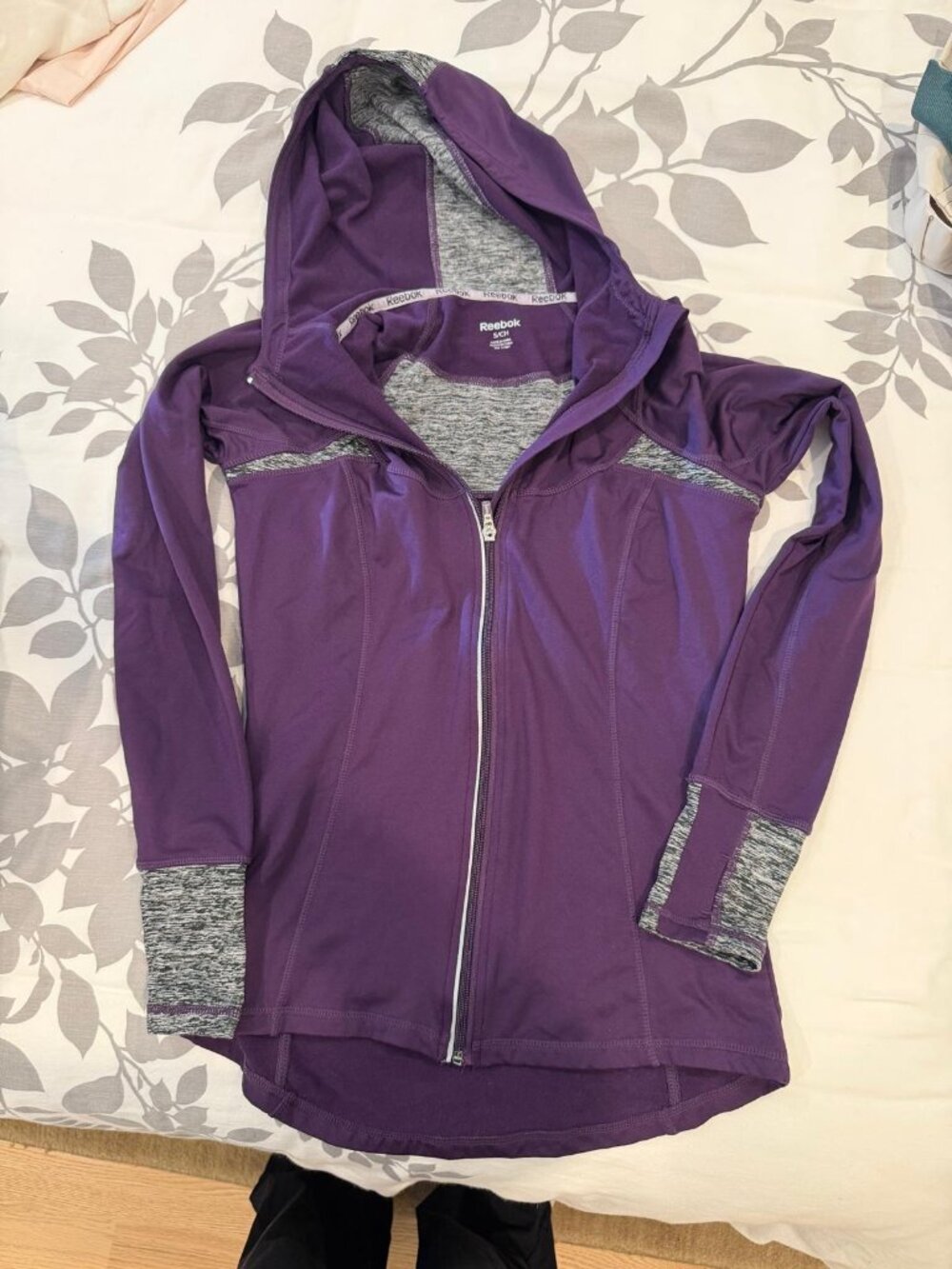 women's Reebok full-zip athletic performance running jacket . Size S.